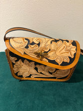 Load image into Gallery viewer, Flora and Fauna Cross Body Handbag
